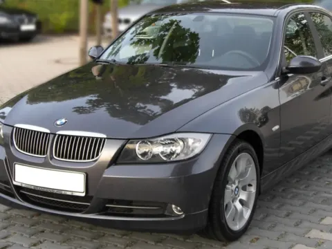 Inside the BMW 320i E90 Engine: What Makes It Unique